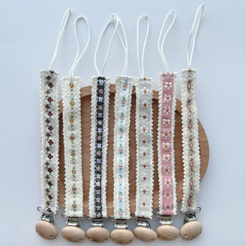 Chaîne de sucette en dentelle  - Baby Products To Gift avis et prix